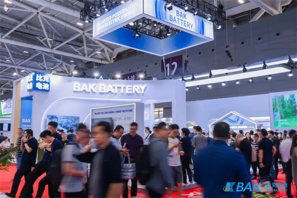 比克電池亮相CIBF 2025，全品類(lèi)布局構(gòu)建發(fā)展“芯”引擎